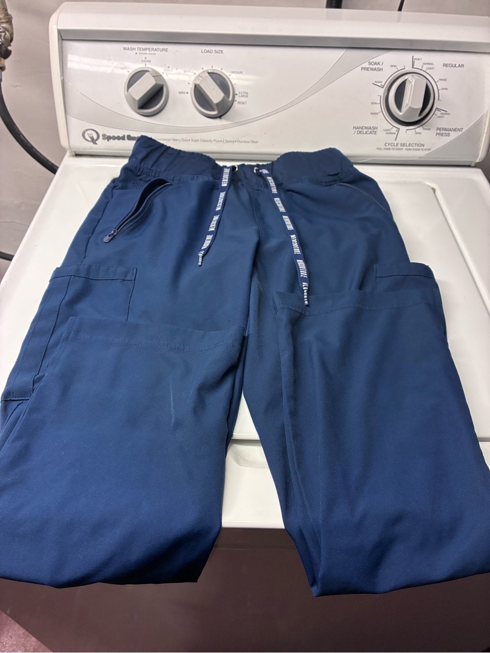 Medcouture Scrub Pants